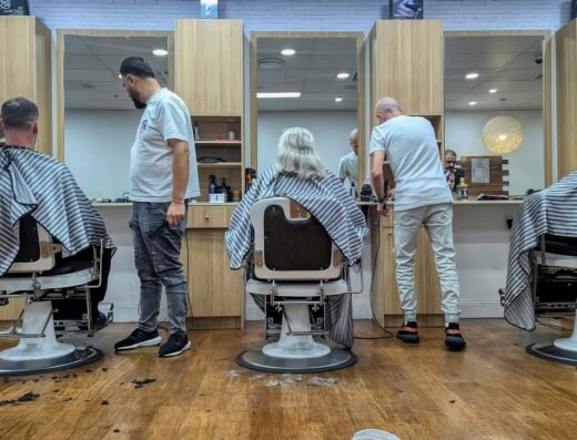 Cut N Edge Unisex Salon